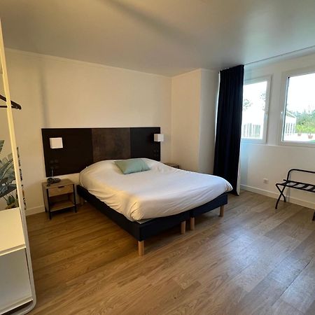 Hotel Abbaye Du Golf De Lesigny מראה חיצוני תמונה